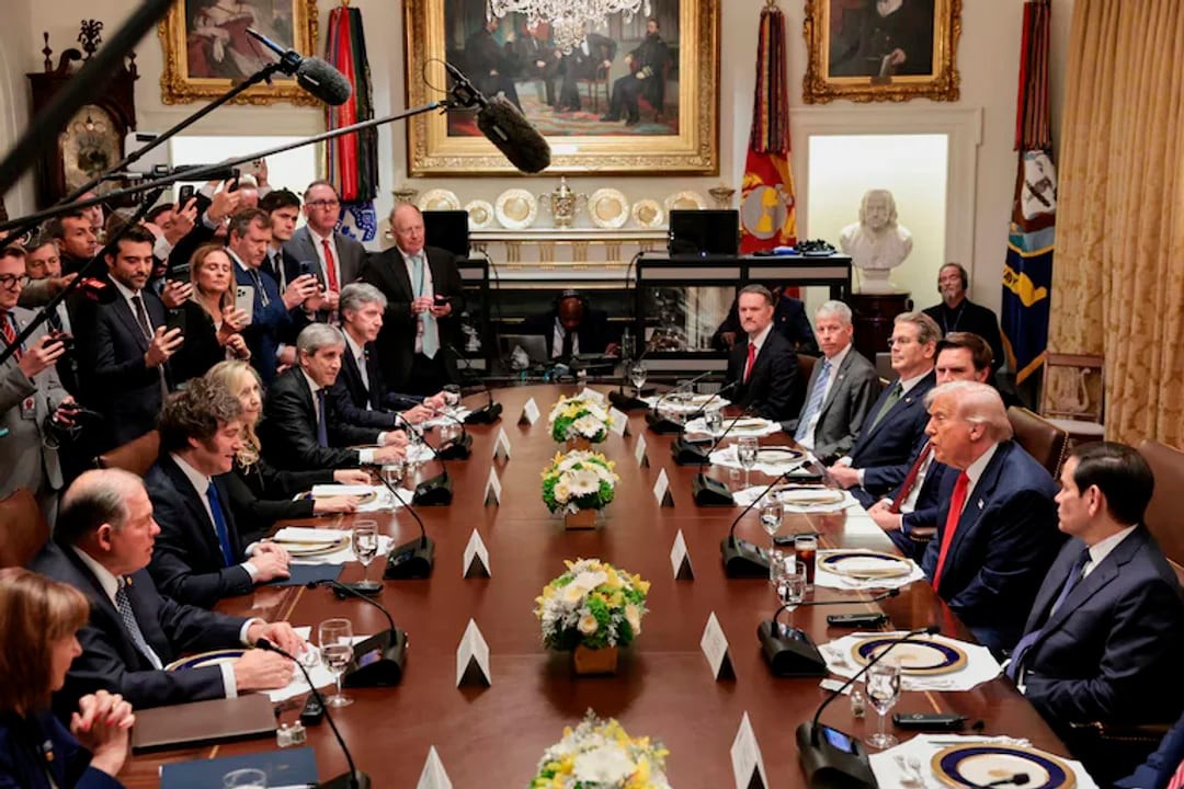 Washington y su sombra sobre América Latina: visados, tribunales y data centers en la mira de una injerencia sin disimulo