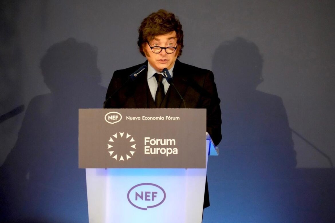 Milei culminó su gira europea sumido en un aislamiento que sorprendió incluso a sus aliados ideológicos