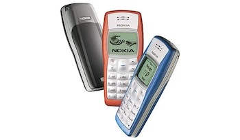 El Nokia 1100, el celular más vendido de la historia, resiste al olvido y se cotiza hasta en 70 dólares