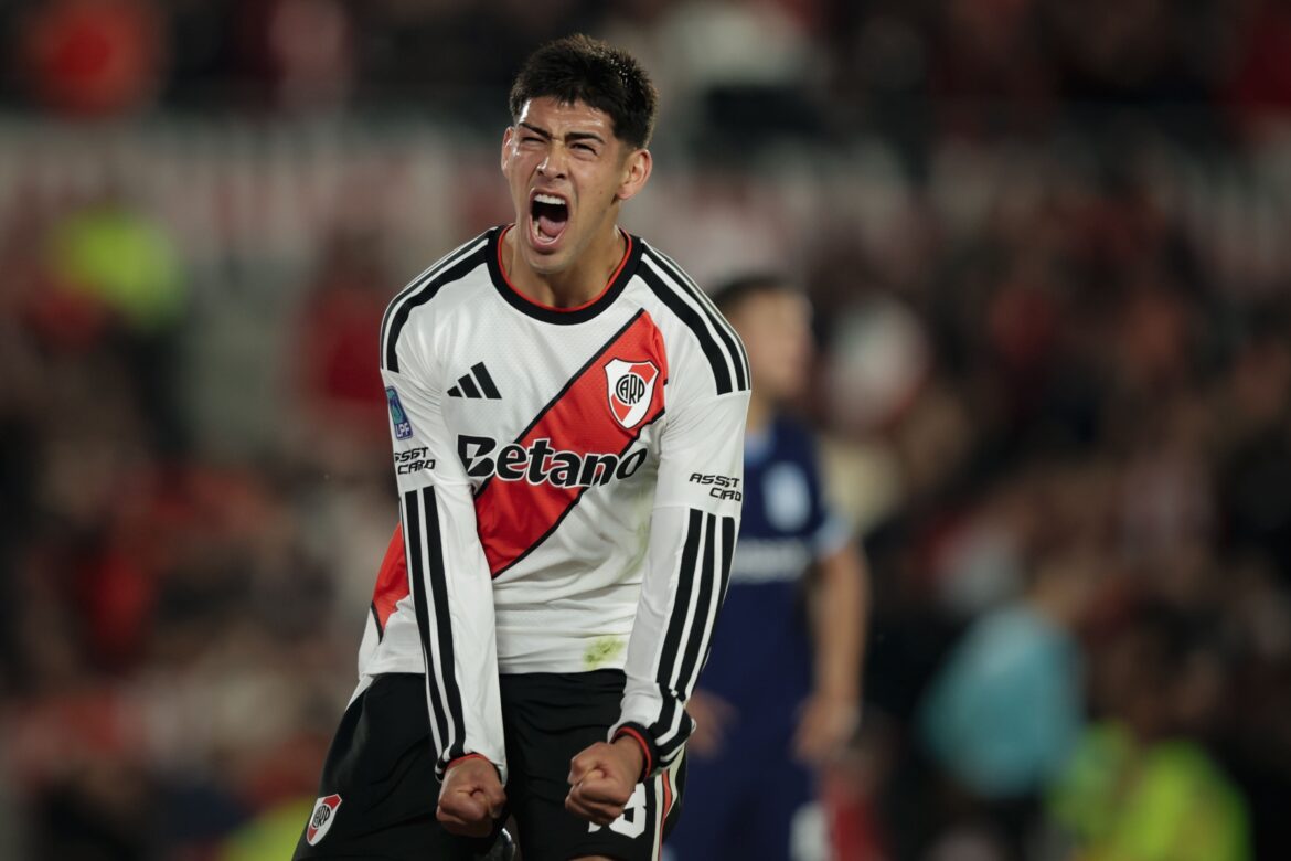 River se impone en el clásico número 100 y hunde las aspiraciones de Racing