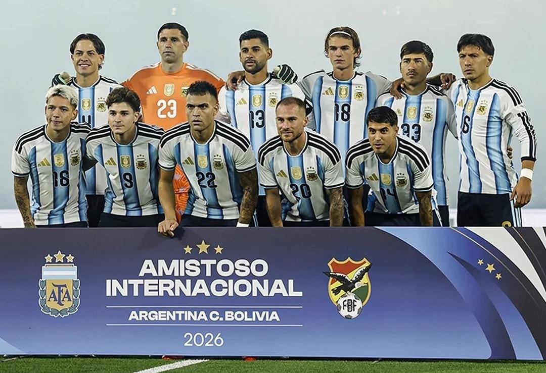 La nueva era de la Selección arrancó con goleada y señales de recambio