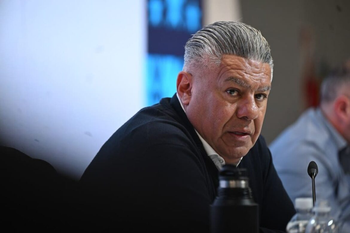La AFA evalúa un nuevo formato para el fútbol de Primera: todos contra todos y dos campeones por año