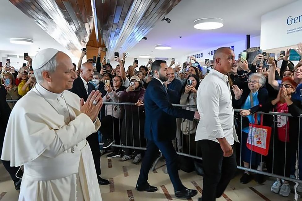 Incertidumbre en torno a la visita papal a Sudamérica tras la intervención quirúrgica de León XIV